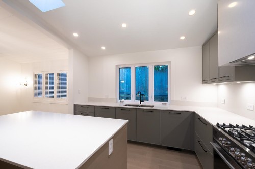 1565 19Th Street, West Vancouver, BC 