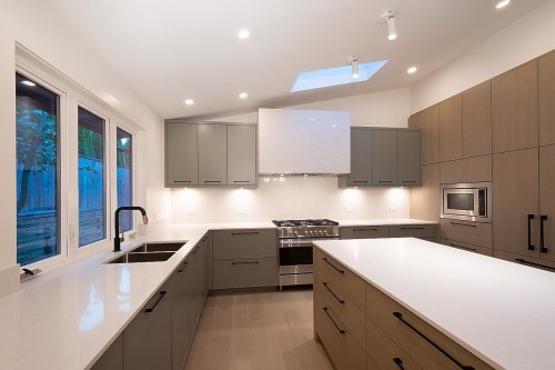 1565 19Th Street, West Vancouver, BC 