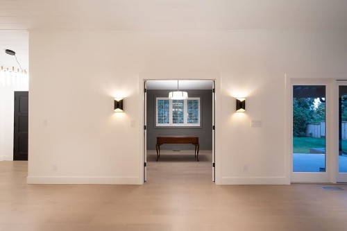 1565 19Th Street, West Vancouver, BC 