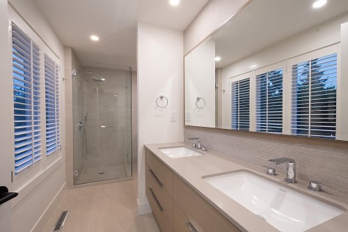 1565 19Th Street, West Vancouver, BC 