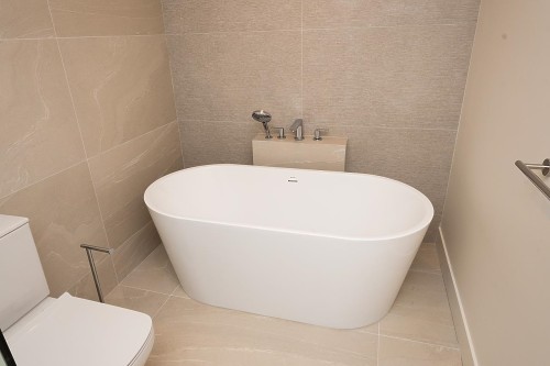 1565 19Th Street, West Vancouver, BC 