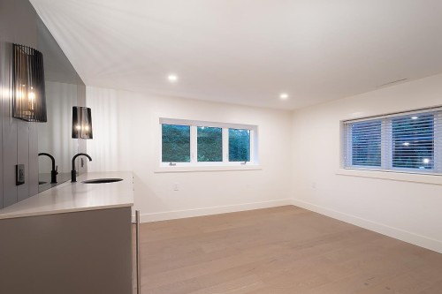 1565 19Th Street, West Vancouver, BC 