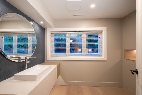 1565 19Th Street, West Vancouver, BC 