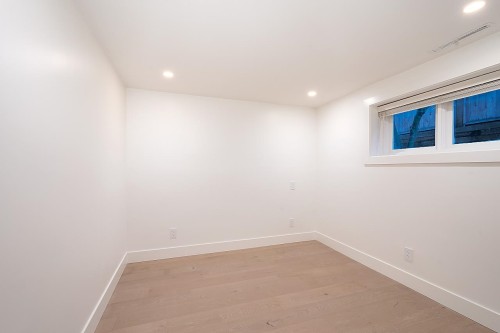 1565 19Th Street, West Vancouver, BC 