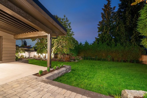 1565 19Th Street, West Vancouver, BC 