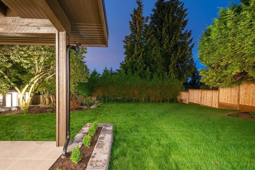 1565 19Th Street, West Vancouver, BC 