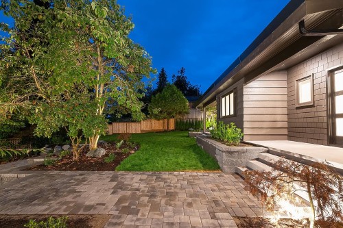 1565 19Th Street, West Vancouver, BC 