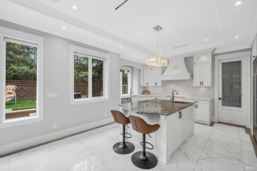 8560 Ryan Road, Richmond, BC 