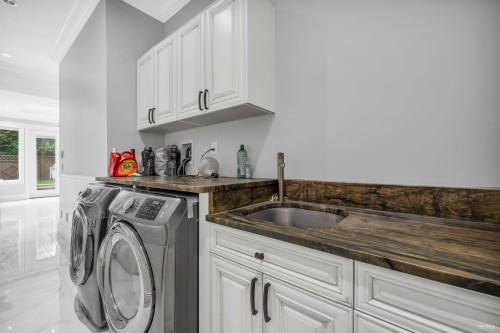 8560 Ryan Road, Richmond, BC 