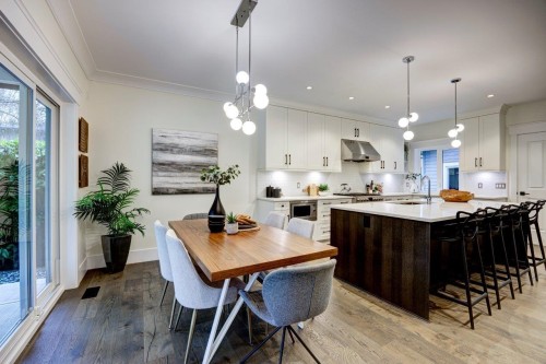 1510 Dovercourt Road, North Vancouver, BC 