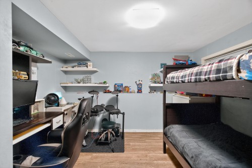 1252 Ellis Drive, Port Coquitlam, BC 