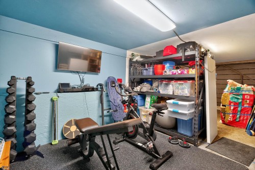 1252 Ellis Drive, Port Coquitlam, BC 