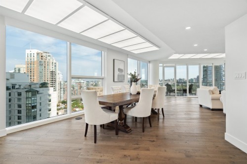 1701-499 Pacific Street, Vancouver, BC 