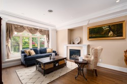 1683 64th Avenue W Vancouver, BC V6P 2P2