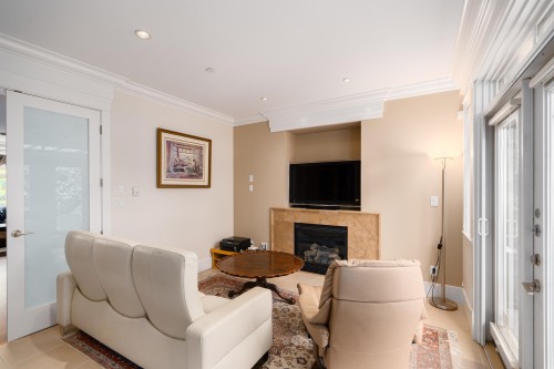 1683 64Th Avenue W, Vancouver, BC 