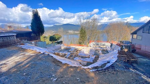 5645 Highfield Drive, Burnaby, BC 