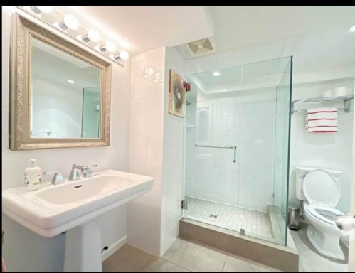 2390 Palmerston Avenue, West Vancouver, BC 