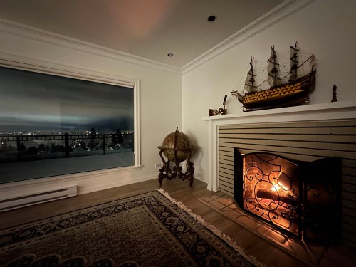 2390 Palmerston Avenue, West Vancouver, BC 