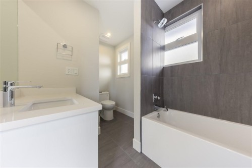 1222 12Th Avenue E, Vancouver, BC 