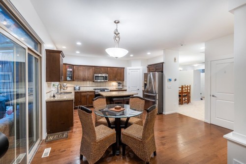 30 Hawthorn Drive, Port Moody, BC 