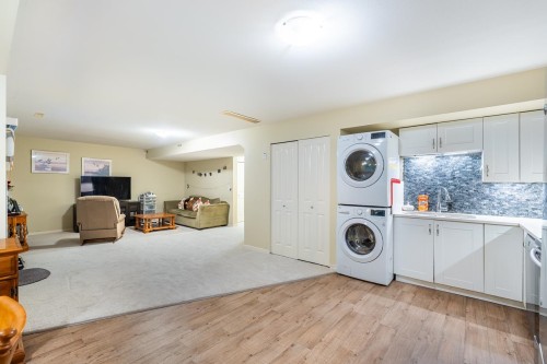 30 Hawthorn Drive, Port Moody, BC 