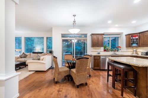 30 Hawthorn Drive, Port Moody, BC 