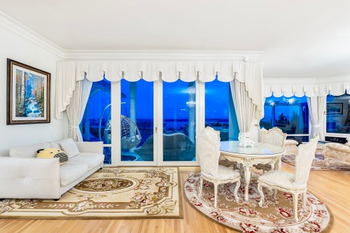 965 King Georges Way, West Vancouver, BC 