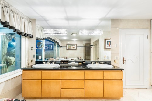 965 King Georges Way, West Vancouver, BC 