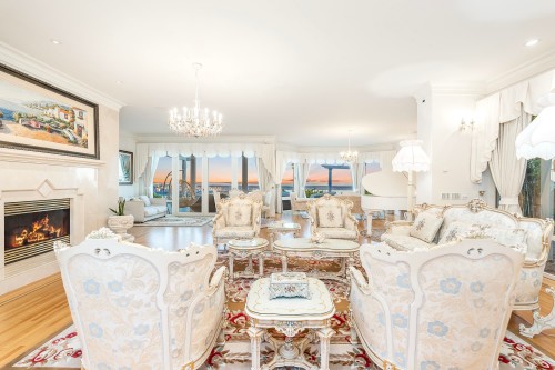 965 King Georges Way, West Vancouver, BC 