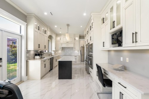 8520 Littlemore Place, Richmond, BC 