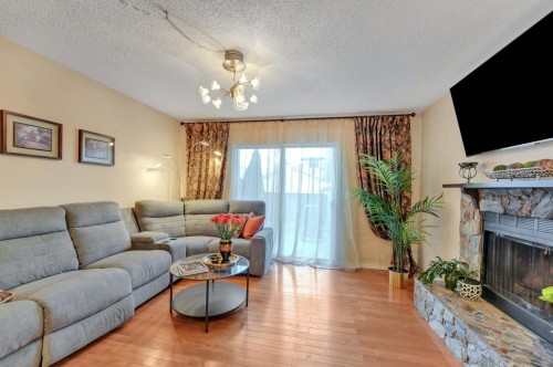 202 Balmoral Place, Port Moody, BC 