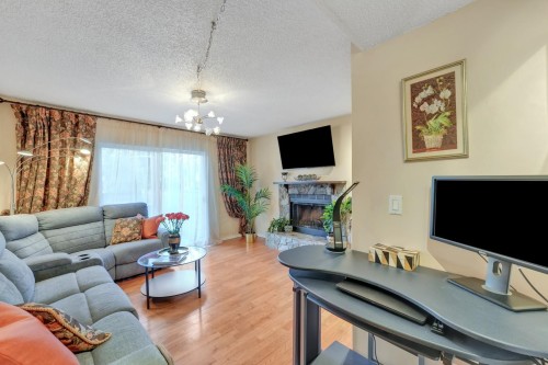 202 Balmoral Place, Port Moody, BC 