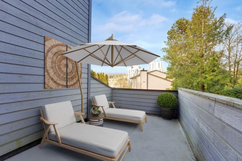 202 Balmoral Place, Port Moody, BC 