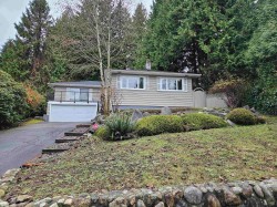 111 Bonnymuir Drive  West Vancouver, BC V7S 1L4