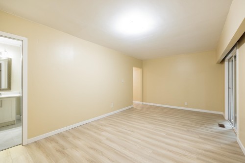 111 Bonnymuir Drive, West Vancouver, BC 