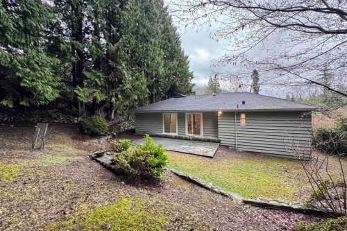 111 Bonnymuir Drive, West Vancouver, BC 