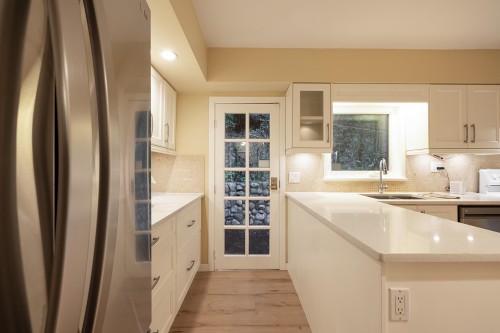 111 Bonnymuir Drive, West Vancouver, BC 