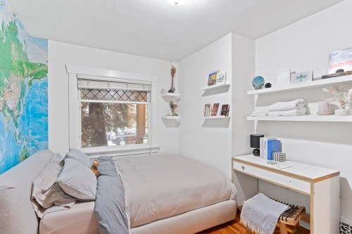 3716 30Th Avenue W, Vancouver, BC 