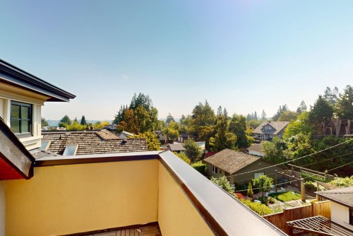 2930 29Th Avenue W, Vancouver, BC 