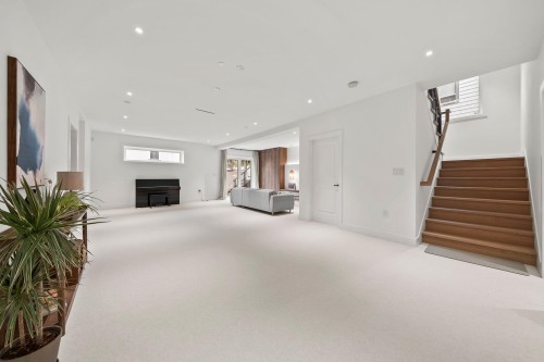 3227 35Th Avenue W, Vancouver, BC 