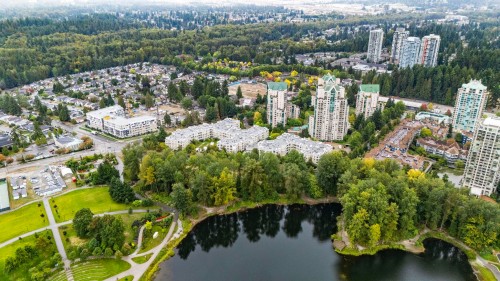 130-3098 Guildford Way, Coquitlam, BC 