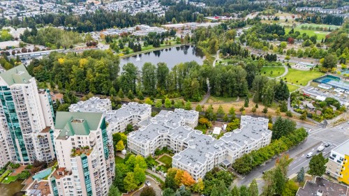 130-3098 Guildford Way, Coquitlam, BC 
