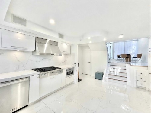 1235 Alberni Street, Vancouver, BC 