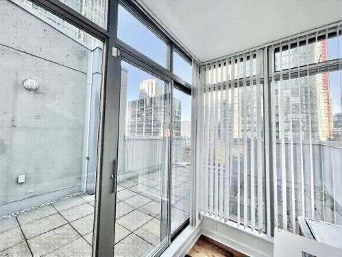 1235 Alberni Street, Vancouver, BC 