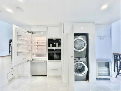 1235 Alberni Street, Vancouver, BC 