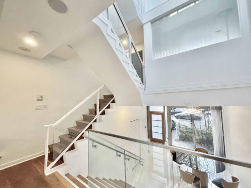 1235 Alberni Street, Vancouver, BC 