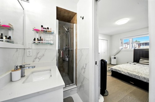 2545 43Rd Avenue E, Vancouver, BC 