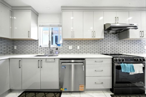 2545 43Rd Avenue E, Vancouver, BC 