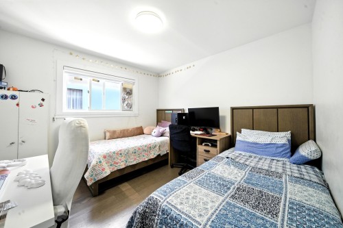 2545 43Rd Avenue E, Vancouver, BC 