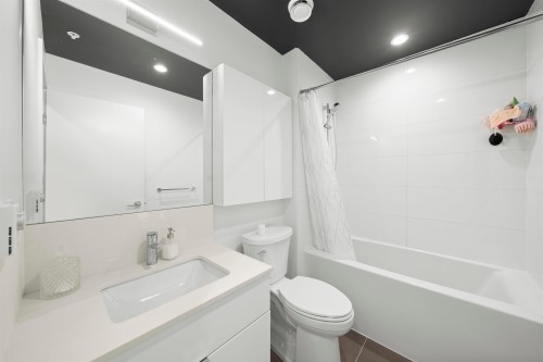 201-2446 Shaughnessy Street, Port Coquitlam, BC 